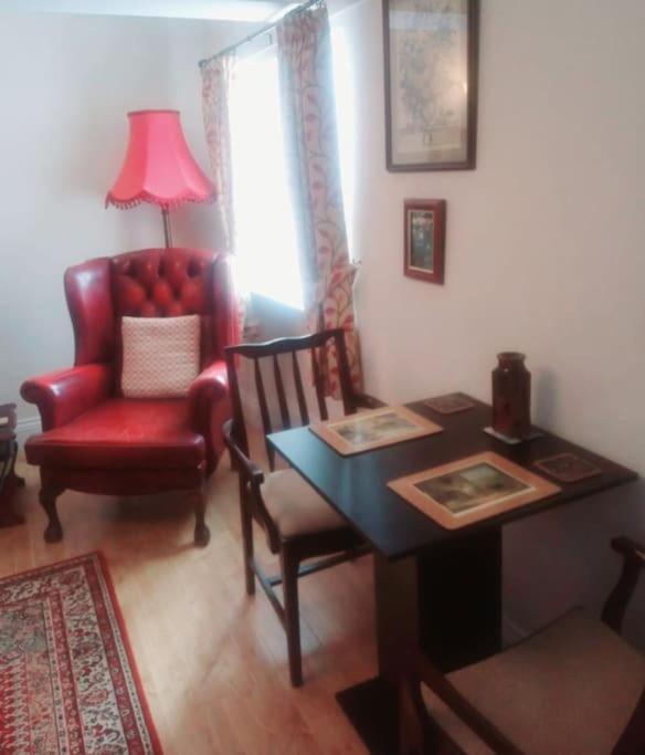 Charming, Wonderfully Cosy One Bedroom Apartment Giggleswick Eksteriør bilde